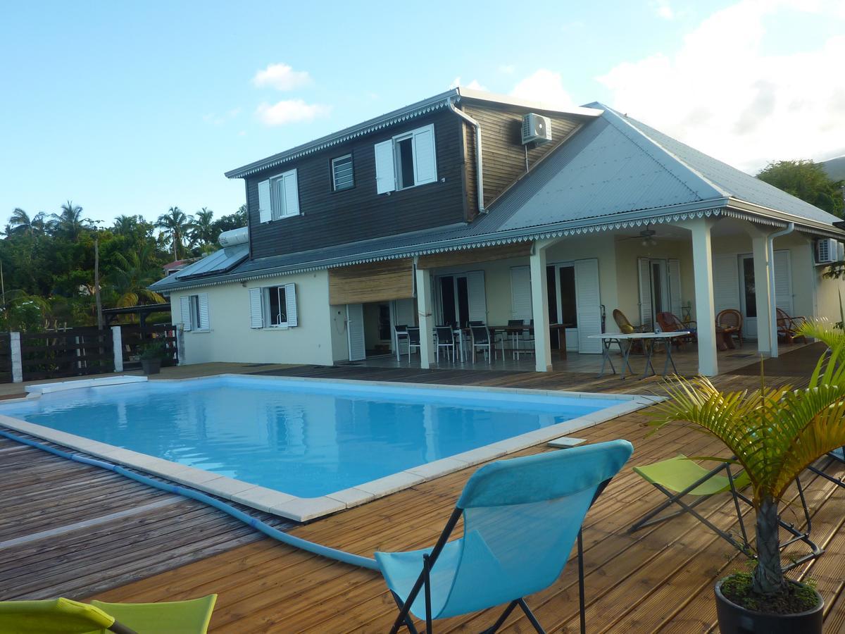 Bed and Breakfast La Pointe Au Corail Sainte-Rose Esterno foto
